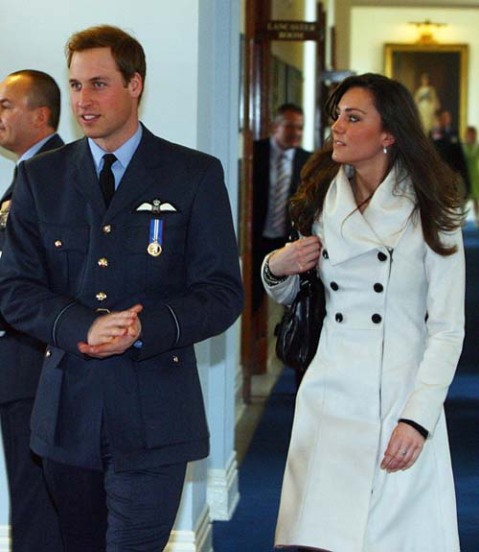 kate middleton and prince william break. Prince William presented Kate